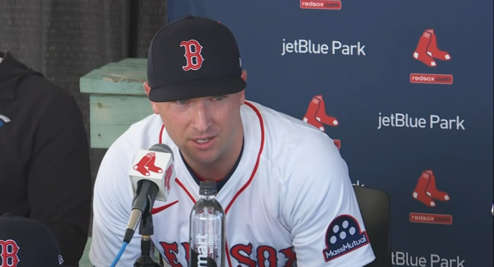 $120M Bombshell: Alex Bregman Signs with Red Sox!