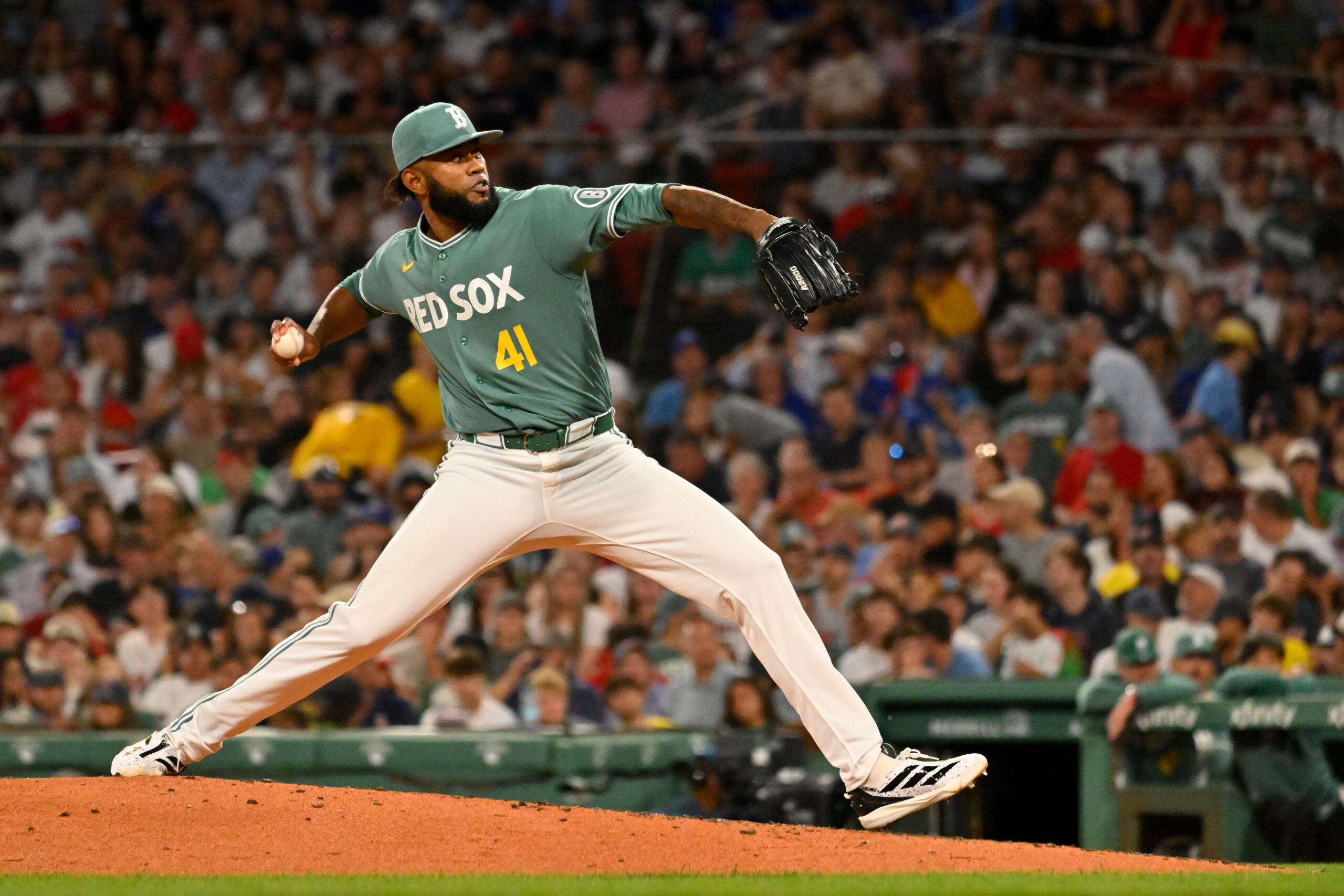 MLB Toronto Blue Jays at Boston Red Sox Red Sox Bullpen Implodes in Eighth as Losing Streak Grows